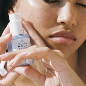 MOON DEW Crème Contour des Yeux Raffermissante 1 % Bakuchiol + Peptides